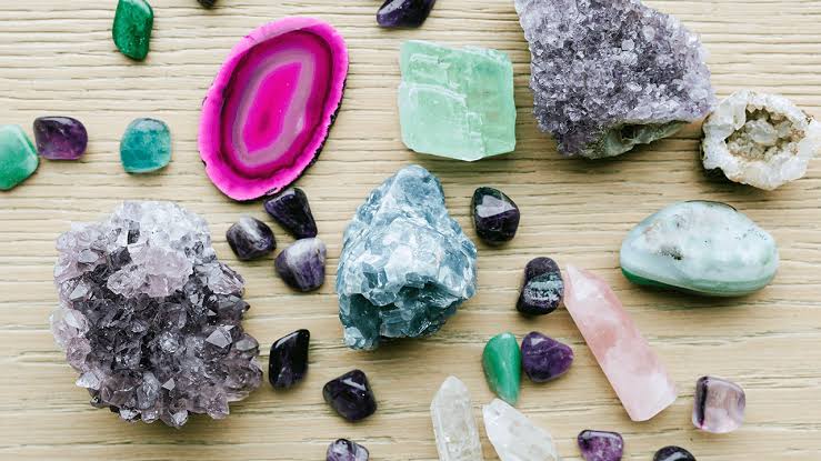 B2B Crystal Procurement Calendar: When to Order in Q3 & Q4 2026